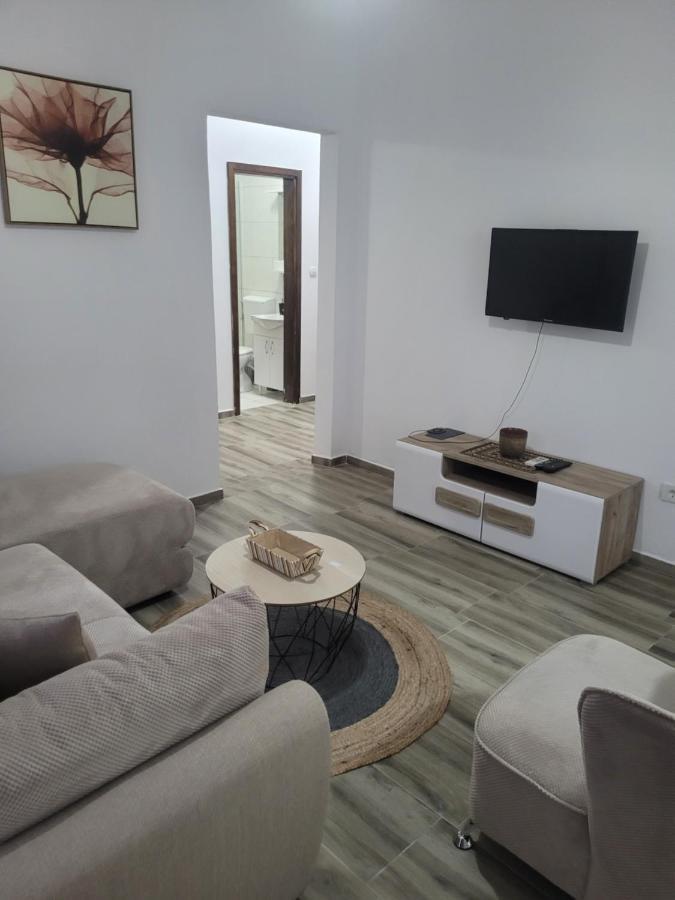 & Haxhibeti Apartment *